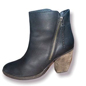 Steve Madden Black Bootie